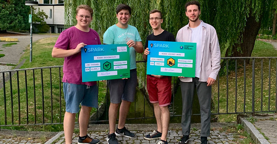 Die Gründer und Macher von „Neobon“ – der papierlosen Kassenbon-Lösung: Von links nach rechts: Thomas Völk (KIT Karlsruhe), Paul Mattes (KIT Karlsruhe), Kris-Filip Kahl (HPI Potsdam) und Josef Flößer (Hochschule Offenburg). | Foto: Neobon Die Gründer und Macher von „Neobon“ – der papierlosen Kassenbon-Lösung: Von links nach rechts: Thomas Völk (KIT Karlsruhe), Paul Mattes (KIT Karlsruhe), Kris-Filip Kahl (HPI Potsdam) und Josef Flößer (Hochschule Offenburg). | Foto: Neobon