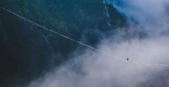 Wer mehr über Risiken weiß, kann oft besser mit ihnen umgehen. | Foto: AdobeStock / zhukovvvlad