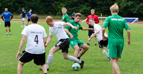 Which team will win is also a matter of probability. Photo: Thomas Roese. Which team will win is also a matter of probability. Photo: Thomas Roese.