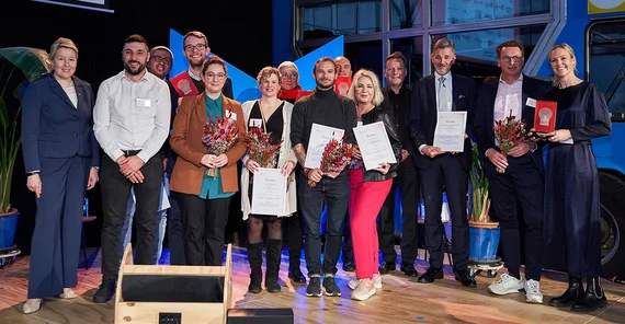 Die Preisträgerinnen und Preisträger des Innovationspreises Berlin Brandenburg 2024.