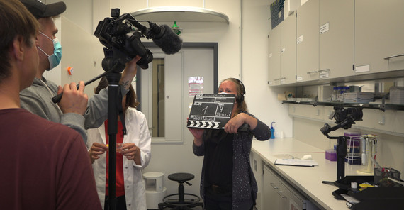 Making Of – Impressionen der Dreharbeiten zur Digitalen Kinder-Universität | Foto: ZIM