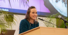 Christina Wolff.