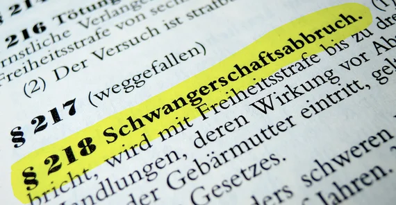 Schwangerschaftsabbrüche sind in Deutschland laut StGB strafbar.