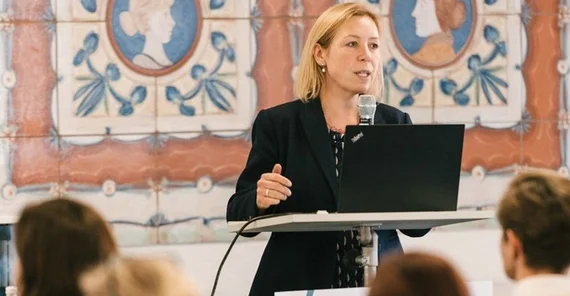 Prof. Dr. Miriam Vock