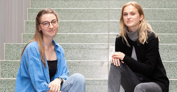 Antonia Pydde (left) and Paula Gilka