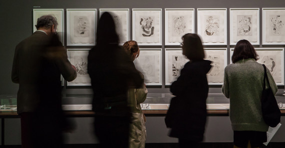 Die Ausstellung "Neolithische Kindheit". Foto: Laura Fiorio/HKW. Die Ausstellung "Neolithische Kindheit". Foto: Laura Fiorio/HKW.