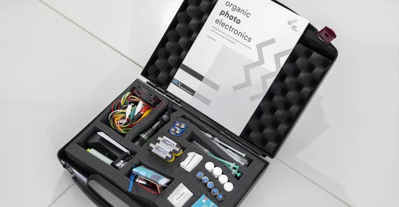 Auf dem Foto ist der boXperiment-Koffer für den Einsatz im Unterricht abgebildet. Das Foto ist von Thomas Roese.