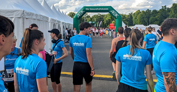Starteinlauf beim Firmenlauf 2024 Starteinlauf beim Firmenlauf 2024