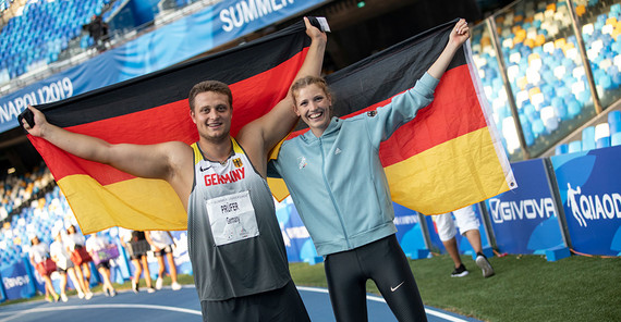 Diskuswerfer Henning Prüfer (l.) und Hochspringerin Imke Onnen. Foto: Arndt Falter.