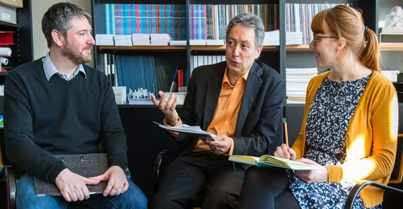 Dr. Julian Drews, Prof. Dr. Ottmar Ette, and Julia Bayerl. Photo: Karla Fritze.