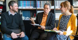 Dr. Julian Drews, Prof. Dr. Ottmar Ette, and Julia Bayerl. Photo: Karla Fritze.