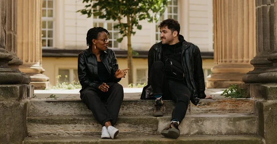 Ehizode Irefo (l.) and Hikmet Güler (r.)