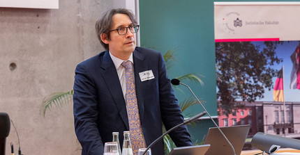 Ein Mensch im Portrait.