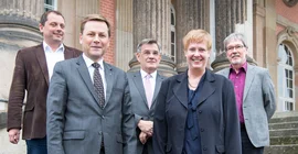 Staatssekretärin Dr. Ulrike Gutheil mit dem Präsidenten der Universität Potsdam, Prof. Oliver Günther, Ph.D. und den Vizepräsidenten Prof. Dr. Andreas Musil, Prof. Dr. Florian J. Schweigert und Prof. Dr. Robert Seckler. Foto:  Karla Fritze.