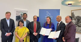German-Indian cooperation in science sealed.