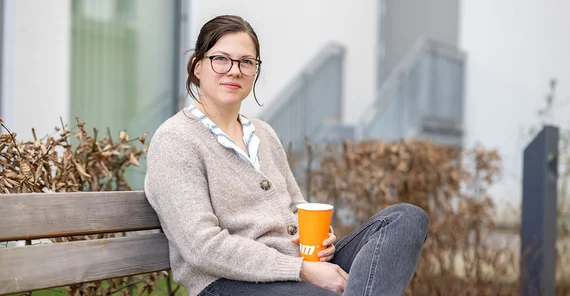 Dr. Mira Tschorn in portrait.