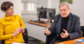 Projektleiterin Dr. Kathleen Golle (l.) und Seniorprofessor Reinhold Kliegl (r.).