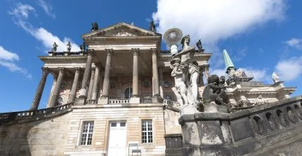 Die Universitätsleitung und alle Einrichtungen der Verwaltung im Überblick