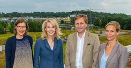 Agnes von Matuschka, Linda Teuteberg, Oliver Günther und Claudia Keil-Dieckmann (v.l.n.r.) in Golm. Foto: Ernst Kaczynski