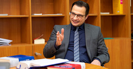 Prof. Dr. iur. Björn Steinrötter. | Photo: Thomas Roese